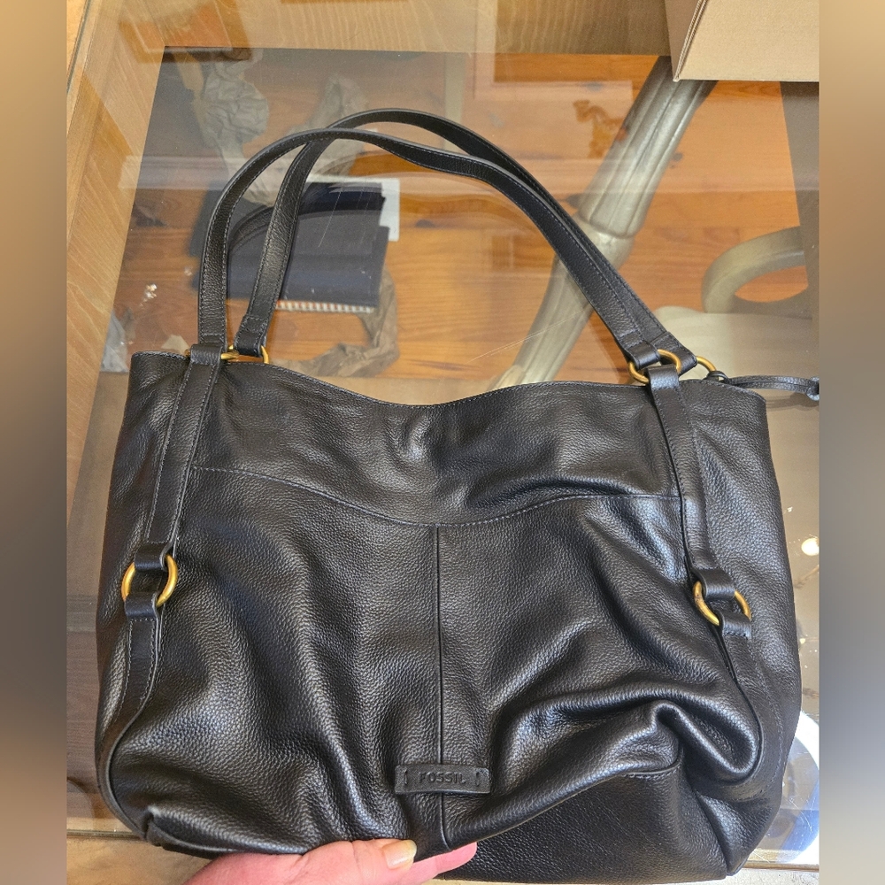 Fossil Black Leather Shoulder Bag EUC
